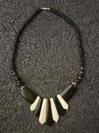 Collier en Os