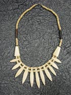 Collier en Os