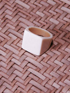 Bague en os