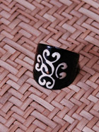 Bague en os