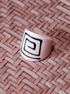 Bague en os