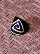 Bague en os